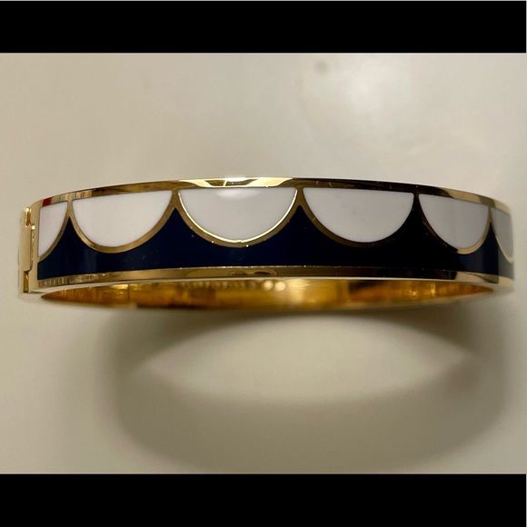 kate spade Jewelry - Kate Spade "All The Trimmings" Hinged Bangle